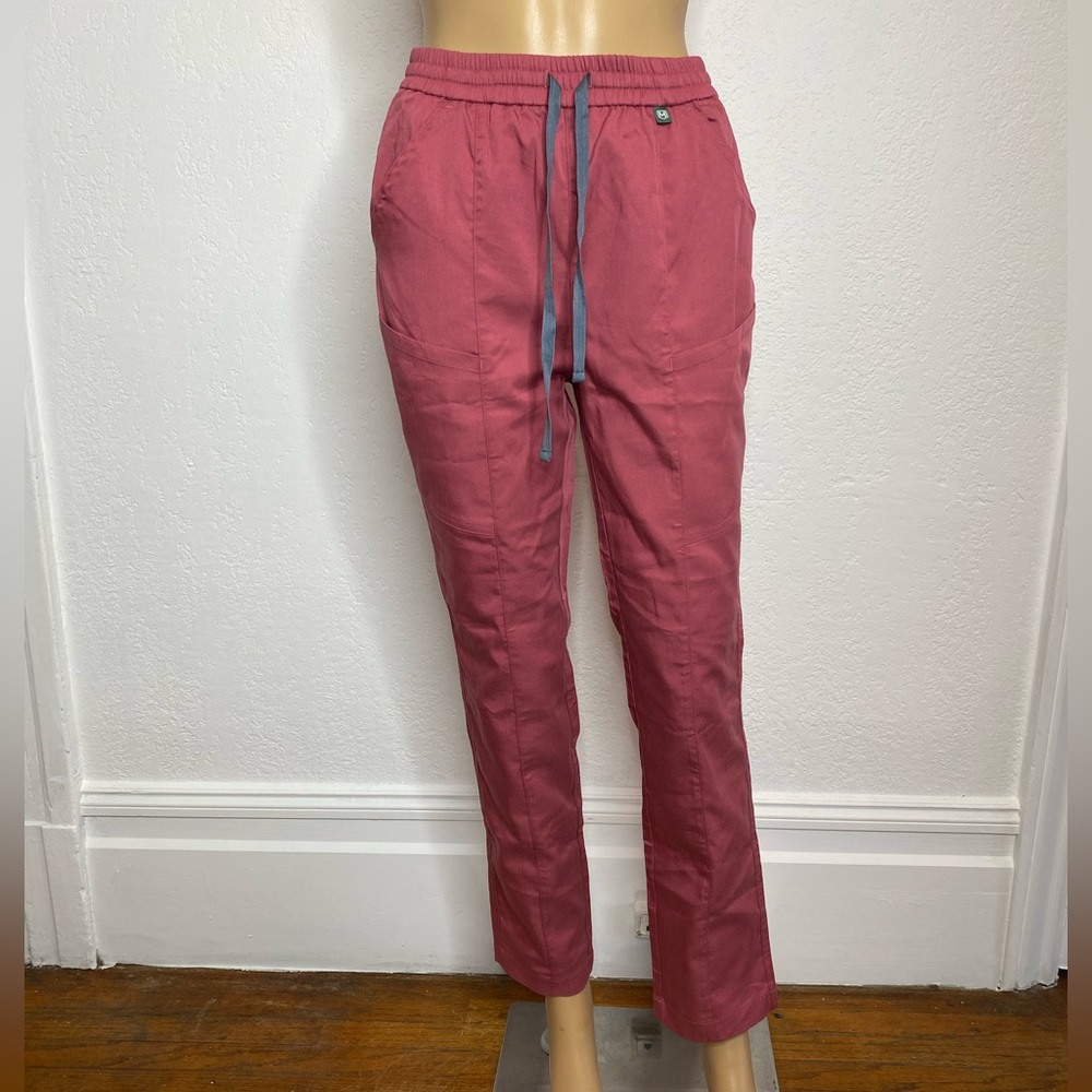 🆕 Mediclo Jura Slim Fit Scrub Pants Women’s Size XS Mauve Pink Tencel